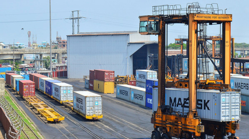 バングラデシュのチッタゴン港で不正輸出の疑い